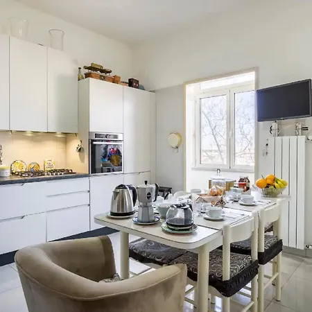 Alojamento de Acomodação e Pequeno-almoço A Casa Da Mami Piano di Sorrento